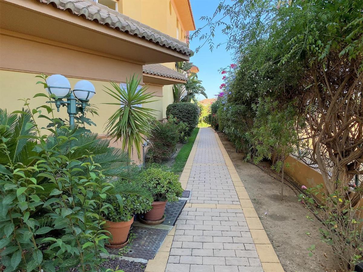 דירות נרחה Senorio De Capistrano Casasol מראה חיצוני תמונה